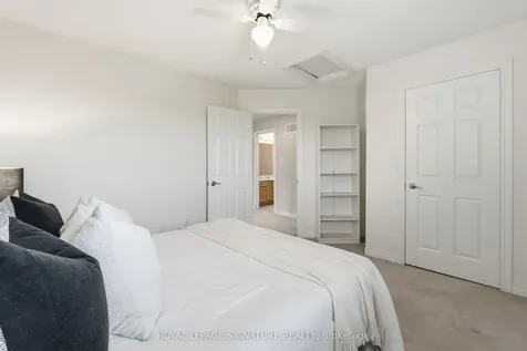 7226 Lowville Heights Mississauga ON L5N 8L3