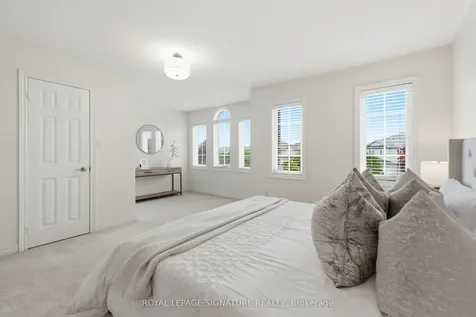 7226 Lowville Heights Mississauga ON L5N 8L3