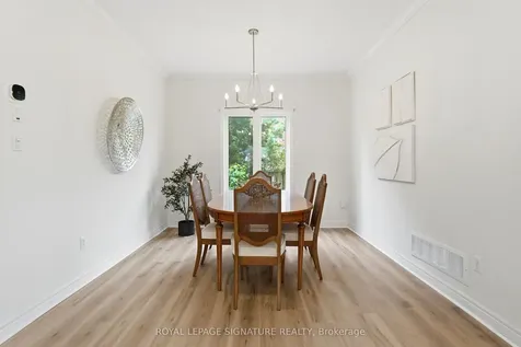 7226 Lowville Heights Mississauga ON L5N 8L3