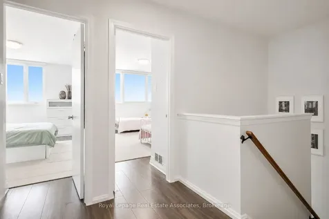 1230 Gripsholm Road Mississauga ON L4Y 2G9