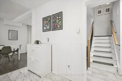 1230 Gripsholm Road Mississauga ON L4Y 2G9