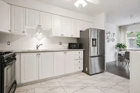 1230 Gripsholm Road Mississauga ON L4Y 2G9