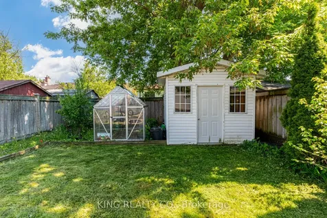 2376 Whaley Drive Mississauga ON L5B 2B5