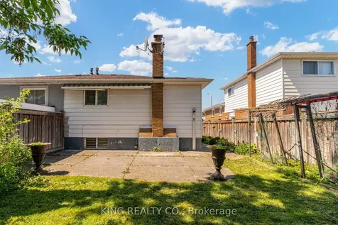 2376 Whaley Drive Mississauga ON L5B 2B5