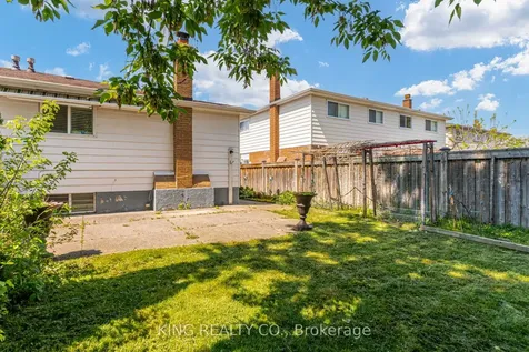 2376 Whaley Drive Mississauga ON L5B 2B5