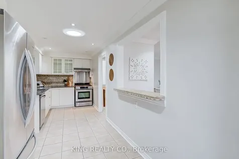 2376 Whaley Drive Mississauga ON L5B 2B5
