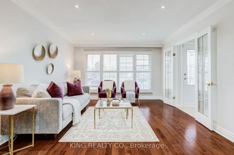 2376 Whaley Drive Mississauga ON L5B 2B5