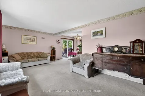 3202 Shadetree Drive Mississauga ON L5N 6P4
