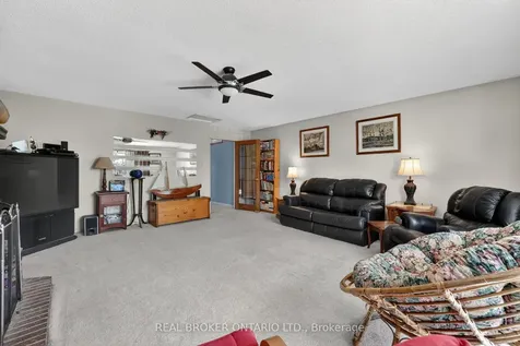 3202 Shadetree Drive Mississauga ON L5N 6P4