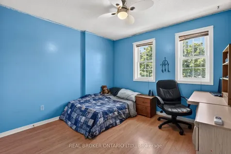 3202 Shadetree Drive Mississauga ON L5N 6P4