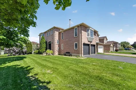 3202 Shadetree Drive Mississauga ON L5N 6P4