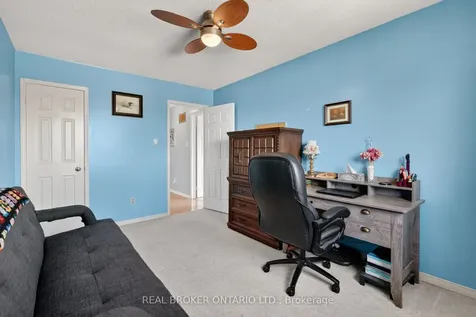 3202 Shadetree Drive Mississauga ON L5N 6P4