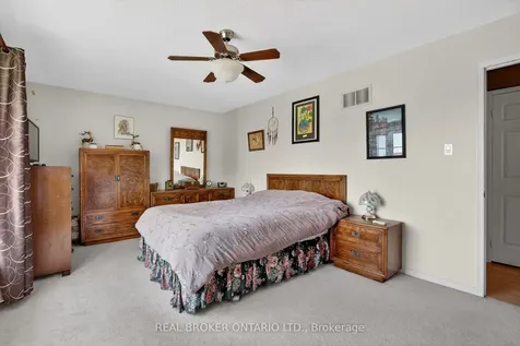 3202 Shadetree Drive Mississauga ON L5N 6P4