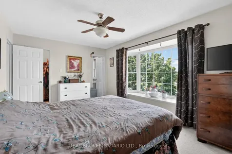3202 Shadetree Drive Mississauga ON L5N 6P4