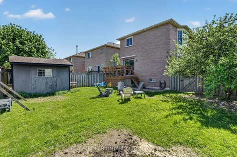 3202 Shadetree Drive Mississauga ON L5N 6P4