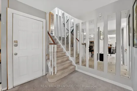3202 Shadetree Drive Mississauga ON L5N 6P4