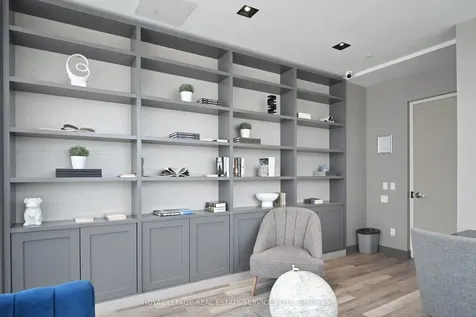 4699 Glen Erin Drive Mississauga ON L5M 2E5