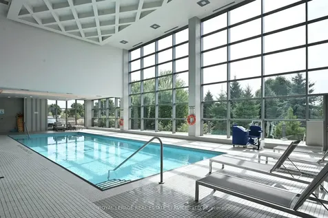 4699 Glen Erin Drive Mississauga ON L5M 2E5