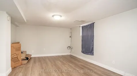 37 Carlyle Crescent Brampton ON L6W 2Y9