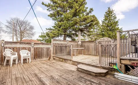 37 Carlyle Crescent Brampton ON L6W 2Y9