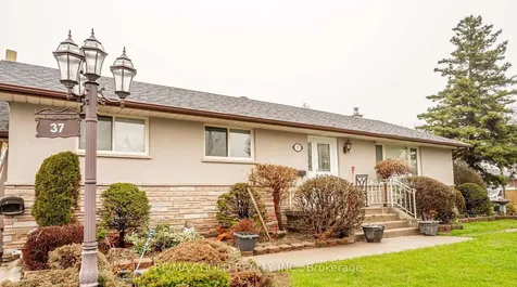 37 Carlyle Crescent Brampton ON L6W 2Y9