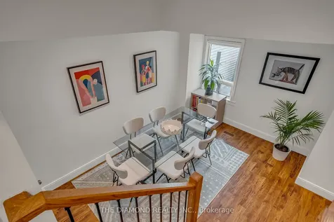 129 Earlscourt Avenue Toronto ON M6E 4A8