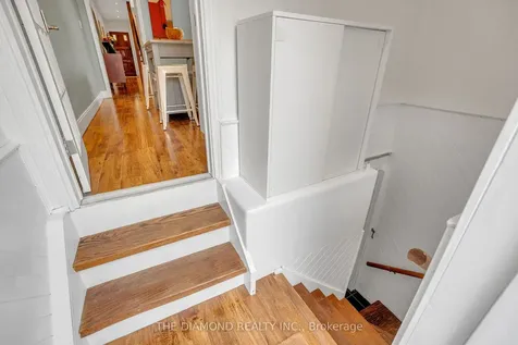 129 Earlscourt Avenue Toronto ON M6E 4A8