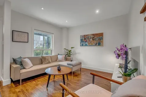 129 Earlscourt Avenue Toronto ON M6E 4A8