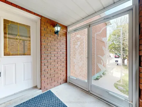 5362 Marblewood Drive Mississauga ON L5V 2L9