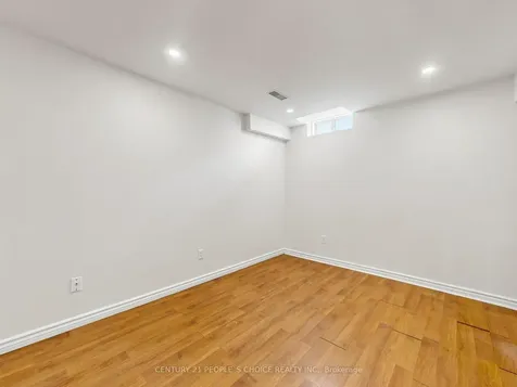 5362 Marblewood Drive Mississauga ON L5V 2L9