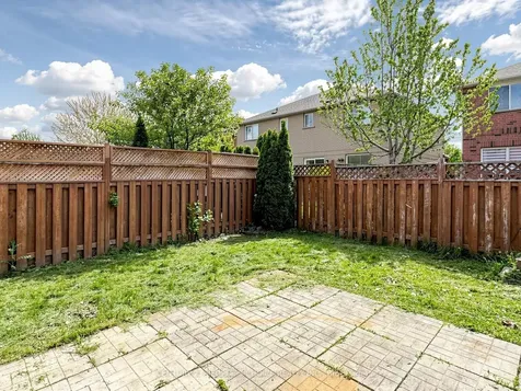 5362 Marblewood Drive Mississauga ON L5V 2L9