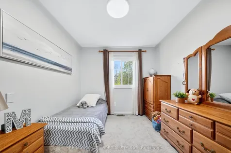 50 Lancewood Crescent Brampton ON L6S 5Y6