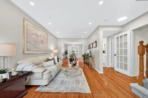 50 Lancewood Crescent Brampton ON L6S 5Y6