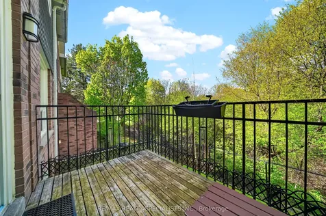 50 Lancewood Crescent Brampton ON L6S 5Y6
