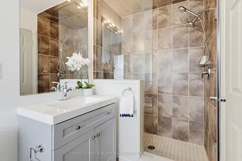 4170 Thomas Alton Boulevard Burlington ON L7M 0A4