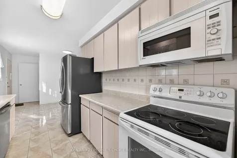 3404 Monica Drive Mississauga ON L4T 3E7