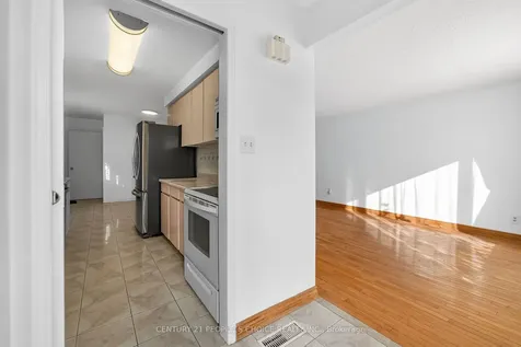 3404 Monica Drive Mississauga ON L4T 3E7