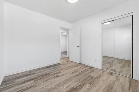 3404 Monica Drive Mississauga ON L4T 3E7
