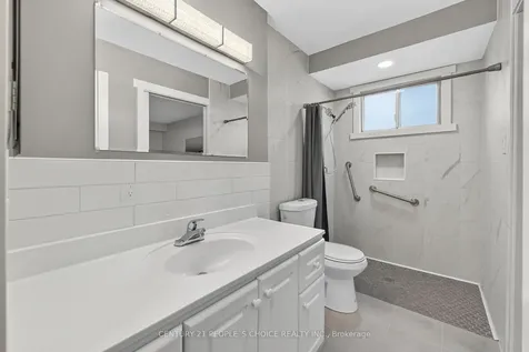 3404 Monica Drive Mississauga ON L4T 3E7