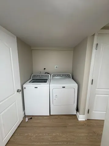 3404 Monica Drive Mississauga ON L4T 3E7