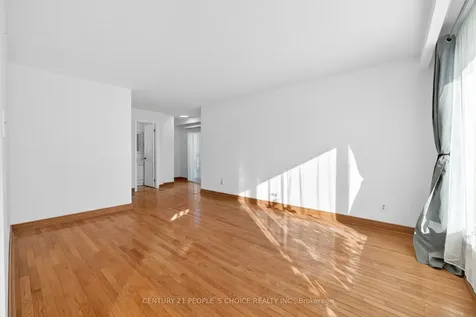 3404 Monica Drive Mississauga ON L4T 3E7