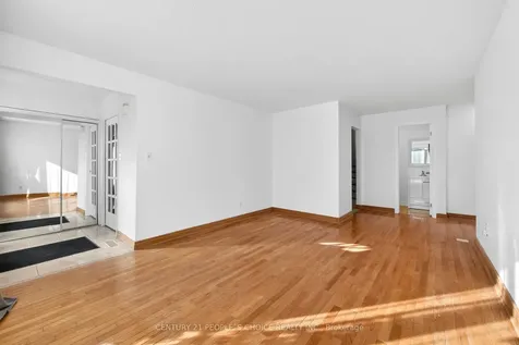 3404 Monica Drive Mississauga ON L4T 3E7