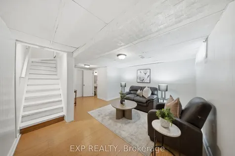 2779 Gananoque Drive Mississauga ON L5N 2E4