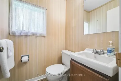 2330 Marine Drive Oakville ON L6L 1C3