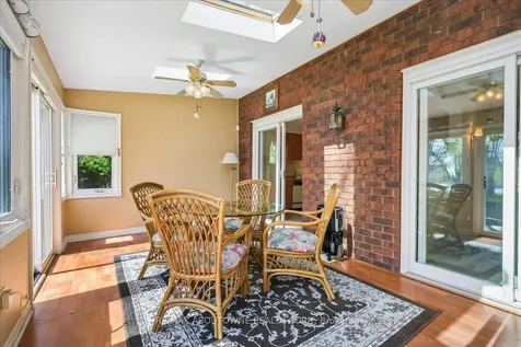 2330 Marine Drive Oakville ON L6L 1C3