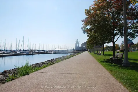 2330 Marine Drive Oakville ON L6L 1C3