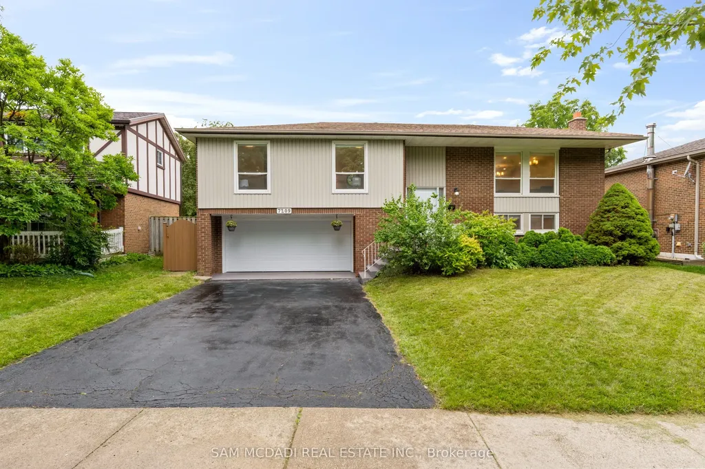 7209 Fayette Circle Mississauga ON L5N 1Y5