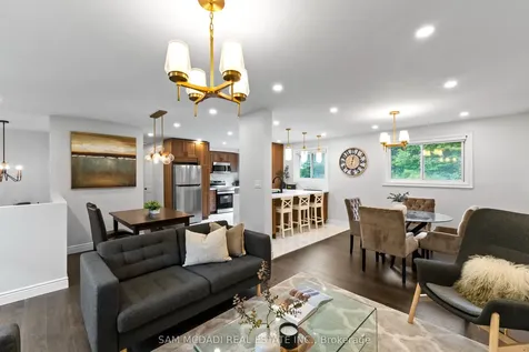 7209 Fayette Circle Mississauga ON L5N 1Y5