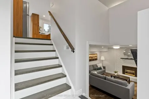 7209 Fayette Circle Mississauga ON L5N 1Y5
