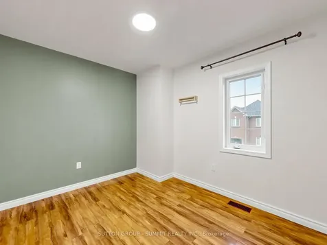 735 Maxman Street Mississauga ON L5R 0B3